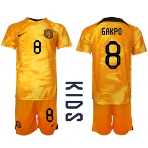 Holland Cody Gakpo #8 Hjemmebanesæt Børn VM 2022 Kort ærmer (+ korte bukser)